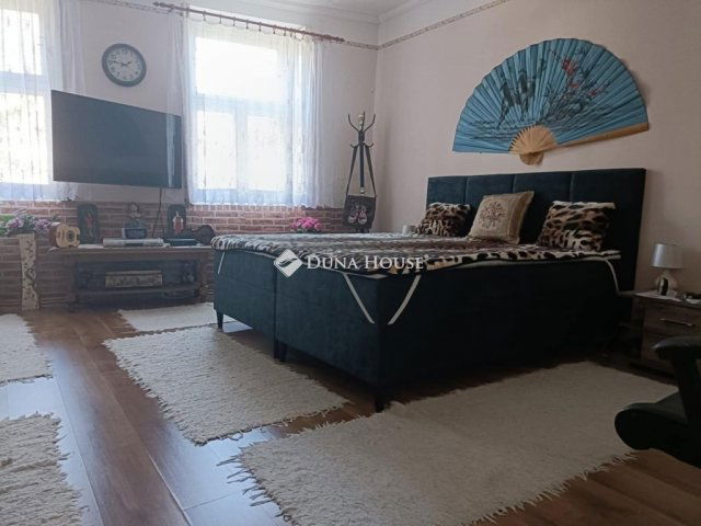 Eladó sorház, Kecskeméten 50 M Ft, 3 szobás