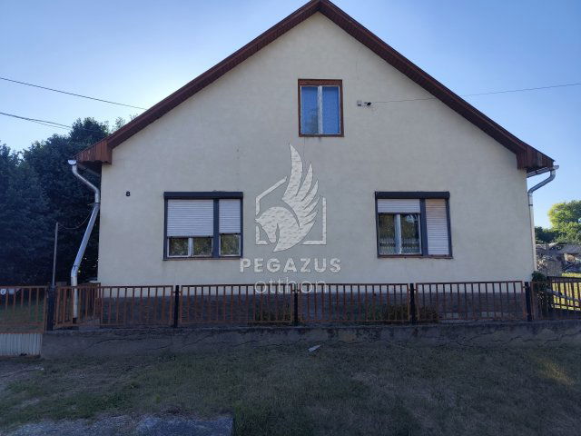 Eladó családi ház, Ózdon 15.9 M Ft, 3 szobás