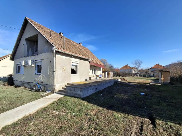 Eladó családi ház, Taron 18.9 M Ft / költözzbe.hu