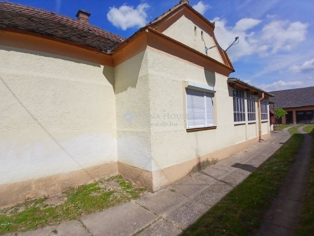 Eladó családi ház, Fityeházon 19.9 M Ft, 4 szobás