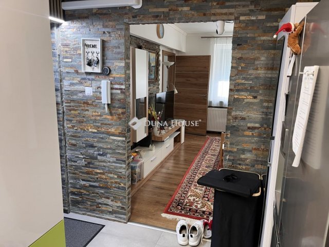 Eladó téglalakás, Sopronban 84.7 M Ft, 3 szobás