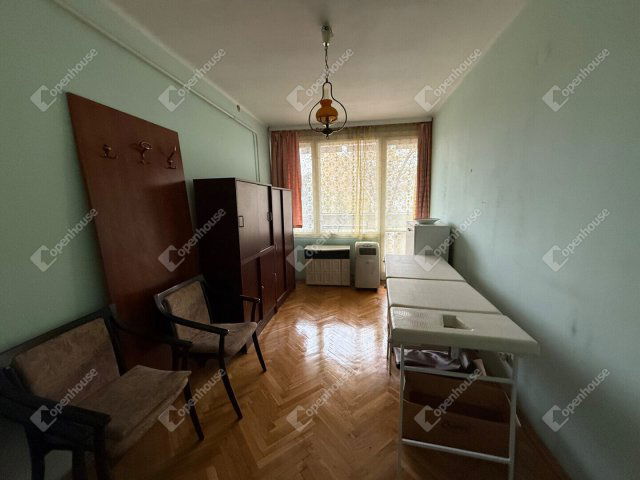 Eladó téglalakás, Zalaegerszegen 31.8 M Ft, 2 szobás