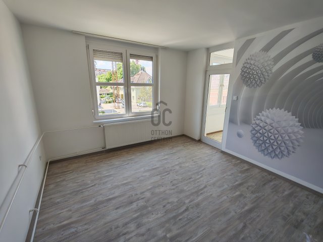 Kiadó téglalakás, albérlet, Cegléden 280 E Ft / hó, 3 szobás