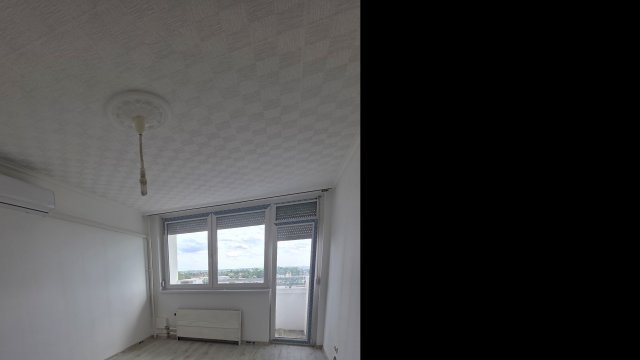 Eladó panellakás, Debrecenben, Petőfi téren 41.9 M Ft, 2 szobás