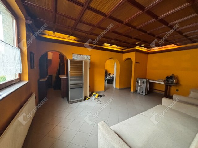 Kiadó üzlethelyiség, Budapesten, XVII. kerületben 300 E Ft / hó