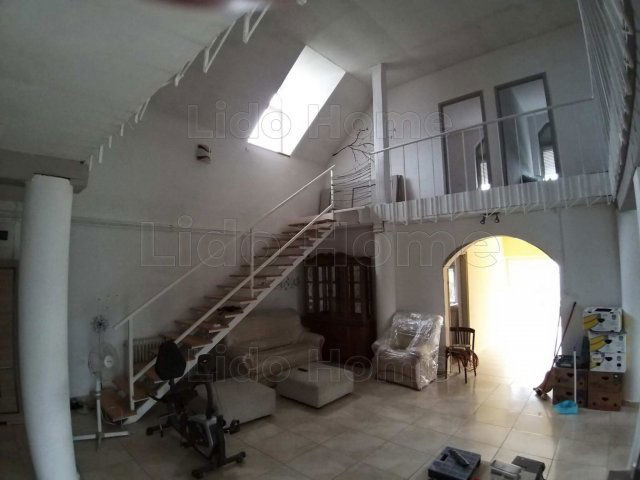 Eladó családi ház, Alsópáhokon 69.9 M Ft, 9 szobás