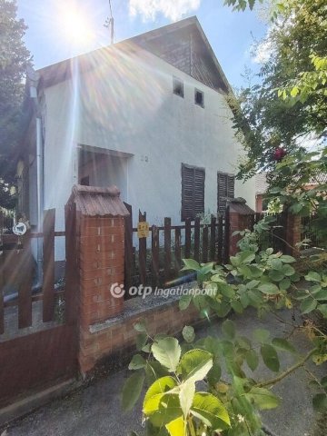 Eladó családi ház, Kistótfalun 19.9 M Ft, 4 szobás