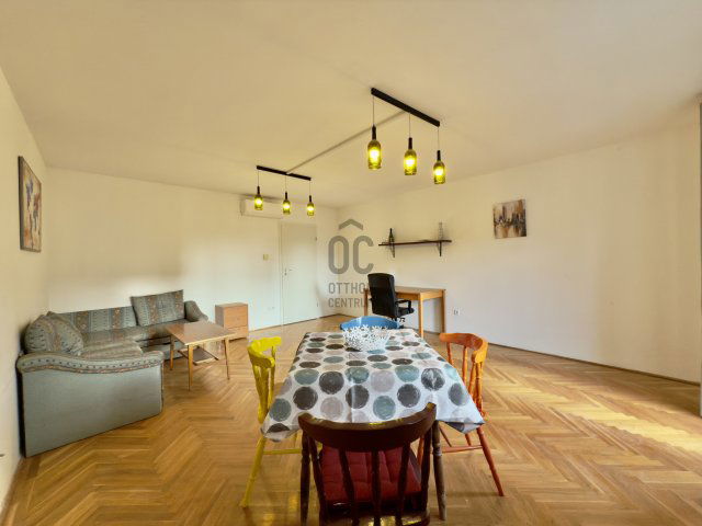 Eladó téglalakás, Budapesten, XIX. kerületben, Báthory utcában