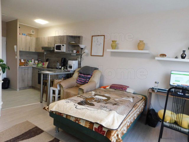 Eladó panellakás, Dombóváron 24.8 M Ft, 1 szobás