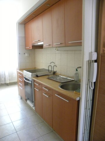 Eladó panellakás, Mohácson 32 M Ft, 3 szobás