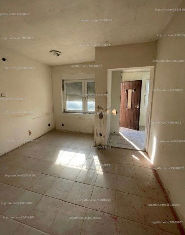 Eladó családi ház, Szigetszentmiklóson 41.9 M Ft, 1 szobás