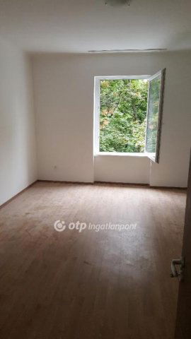 Eladó téglalakás, Budapesten, XI. kerületben 59.5 M Ft, 1 szobás