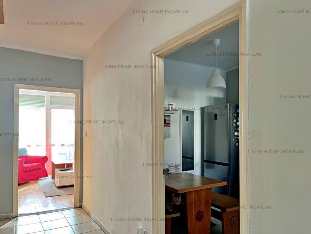 Eladó téglalakás, Esztergomban 99 M Ft, 4 szobás