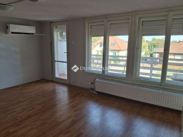 Eladó családi ház, Ócsán 99.9 M Ft, 6 szobás