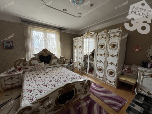 Eladó családi ház, Nagykőrösön 49.5 M Ft, 6 szobás