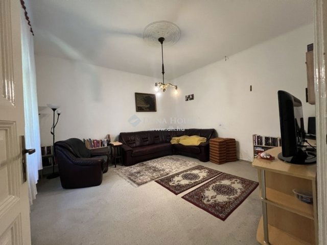 Eladó családi ház, Budapesten, XVII. kerületben 49.9 M Ft