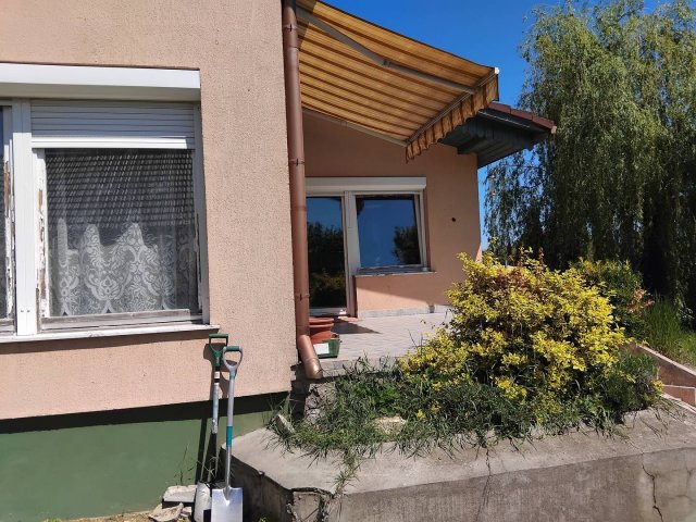 Eladó családi ház, Gyömrőn 119.99 M Ft, 4 szobás
