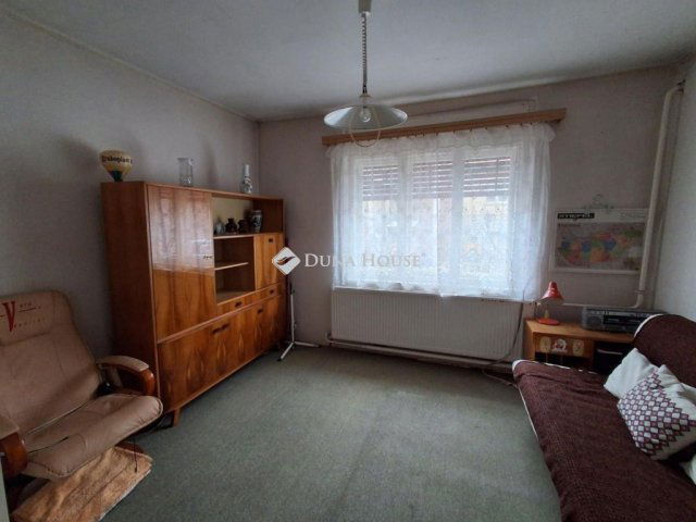 Eladó ikerház, Miskolcon 24.5 M Ft, 2 szobás