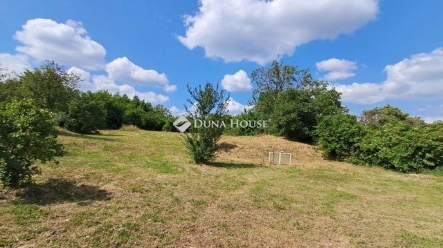 Eladó családi ház, Bakonyán 38.5 M Ft, 2 szobás