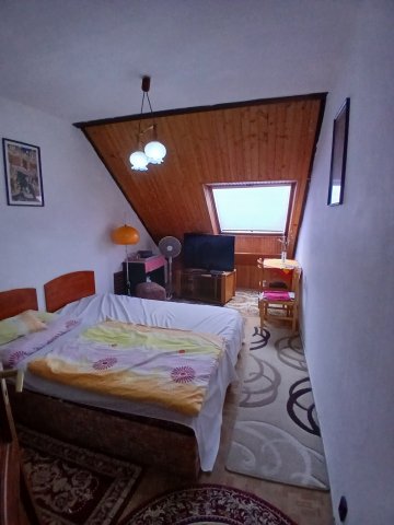 Eladó családi ház, Szentendrén 129.5 M Ft, 5 szobás