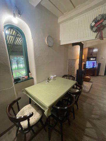 Eladó családi ház, Tiszateleken 9.9 M Ft, 1 szobás