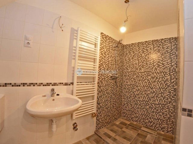 Eladó ikerház, Budapesten, XIX. kerületben 139.9 M Ft, 5 szobás