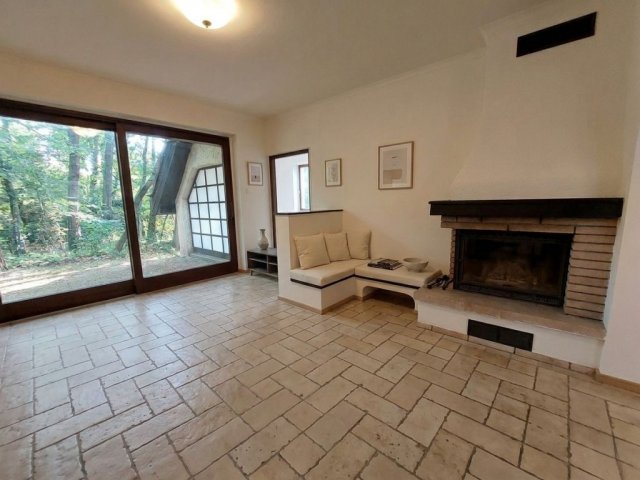 Eladó családi ház, Nagykovácsiban 159 M Ft, 4+2 szobás