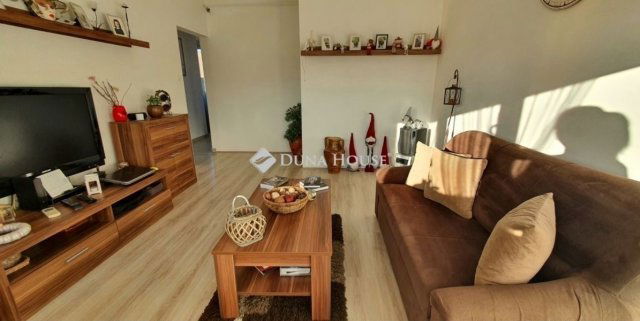 Eladó téglalakás, Szombathelyen 52.9 M Ft, 3 szobás