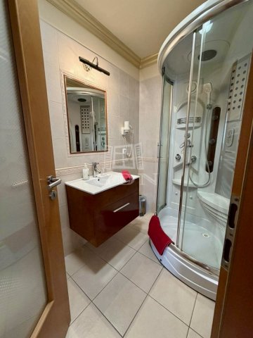 Eladó téglalakás, Baján 89.9 M Ft, 3 szobás