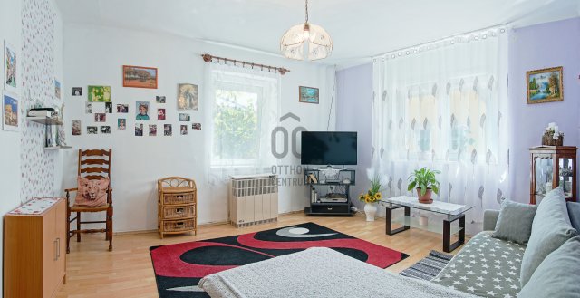 Eladó családi ház, Pomázon 79.9 M Ft, 2 szobás