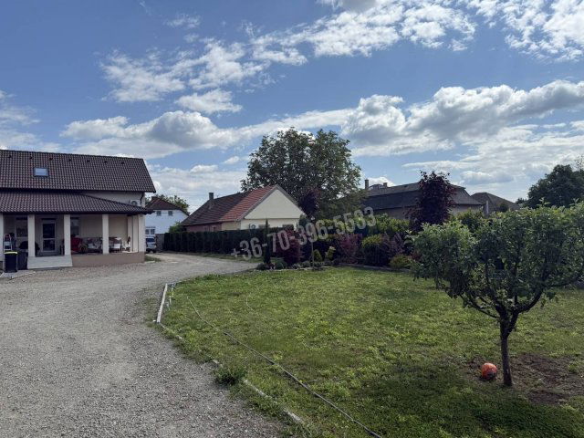 Eladó családi ház, Kartalon 179 M Ft, 5 szobás