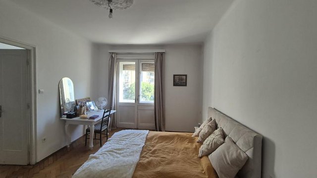 Eladó téglalakás, Budapesten, XI. kerületben, Ulászló utcában