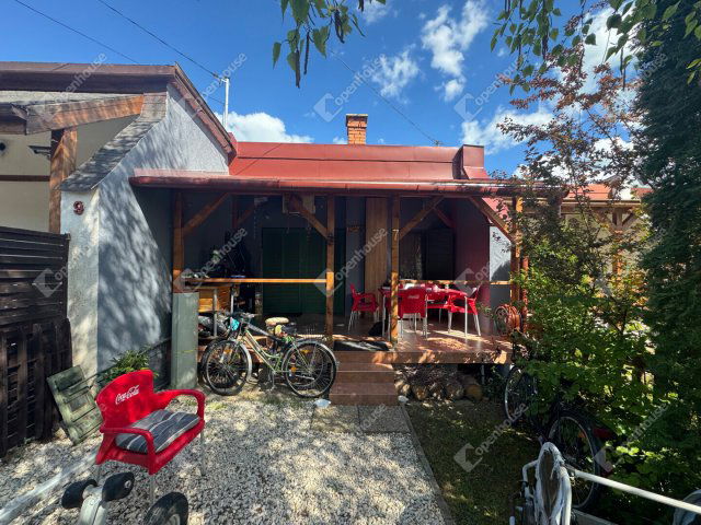 Eladó nyaraló, Balatonakaliban 74.9 M Ft, 3 szobás