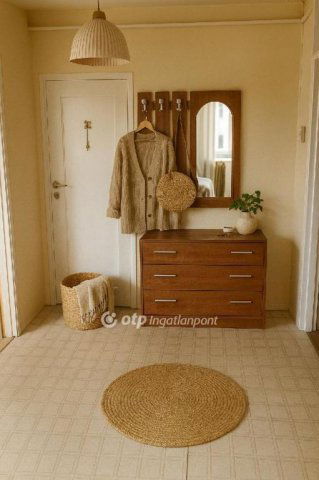 Eladó panellakás, Gyulán 30 M Ft, 1+2 szobás