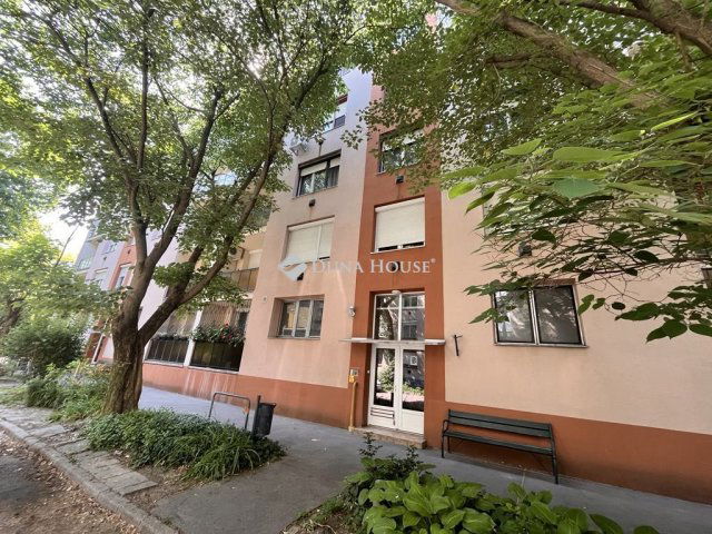 Kiadó téglalakás, albérlet, Kecskeméten 130 E Ft / hó