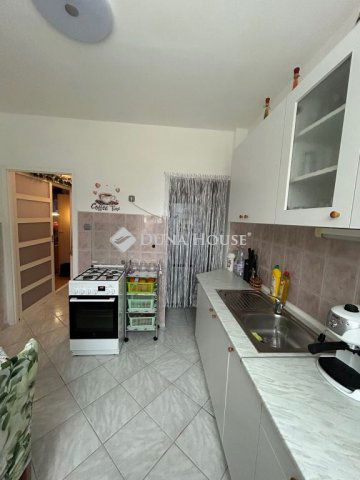 Eladó téglalakás, Mosonmagyaróváron 29.9 M Ft, 2 szobás