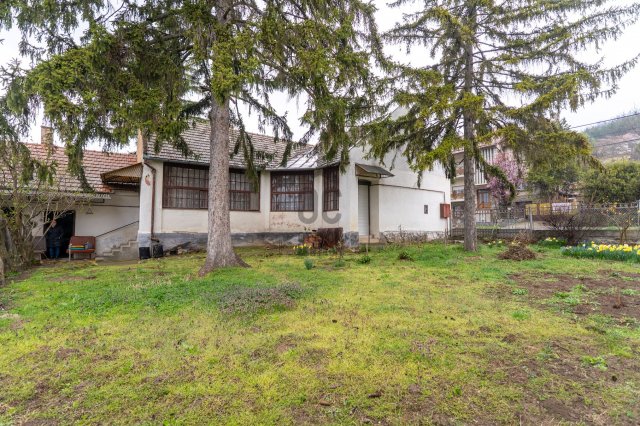 Eladó családi ház, Bonyhádon, Deák Ferenc utcában 27.9 M Ft