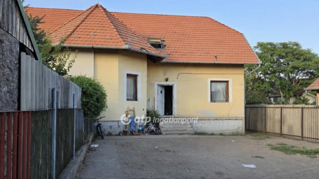Eladó ikerház, Gyálon 99.9 M Ft, 4 szobás / költözzbe.hu