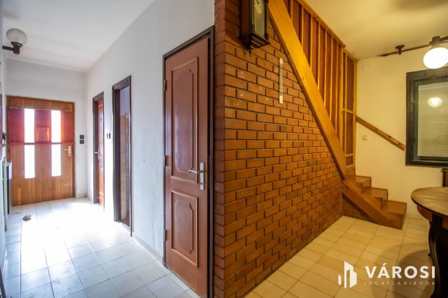 Eladó családi ház, Pákozdon 89.99 M Ft, 5 szobás