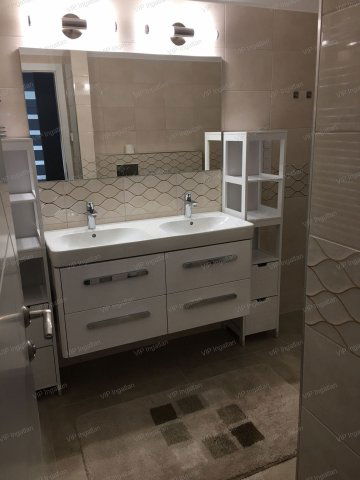 Kiadó téglalakás, albérlet, Győrött, Liget utcában, 3 szobás