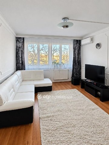 Eladó panellakás, Budapesten, XV. kerületben 69 M Ft, 2 szobás