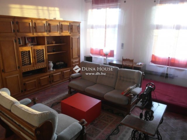 Eladó ipari ingatlan, Budapesten, XXI. kerületben 140 M Ft