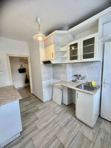 Eladó téglalakás, Tatabányán 55.5 M Ft, 3 szobás