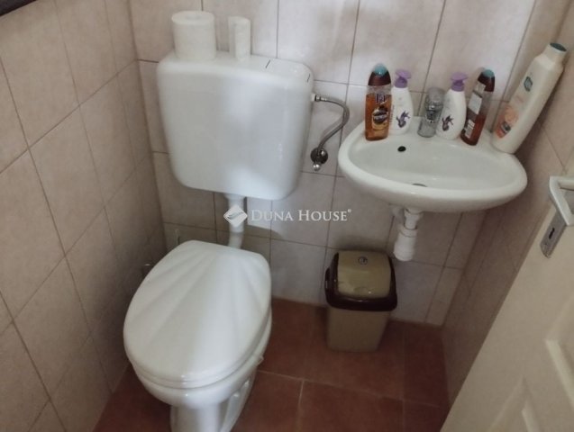 Eladó családi ház, Bodajkon 75 M Ft, 4 szobás