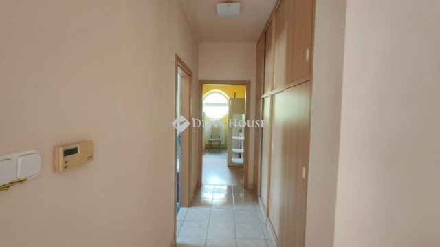 Eladó téglalakás, Szigetszentmiklóson 59 M Ft, 2 szobás