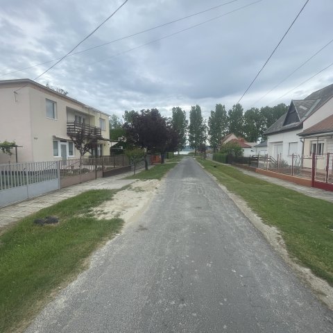 Eladó nyaraló, Balatonberényben 99 M Ft, 3 szobás