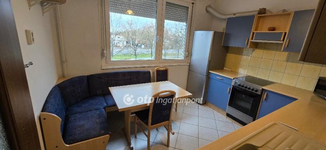 Kiadó panellakás, albérlet, Debrecenben 199 E Ft / hó