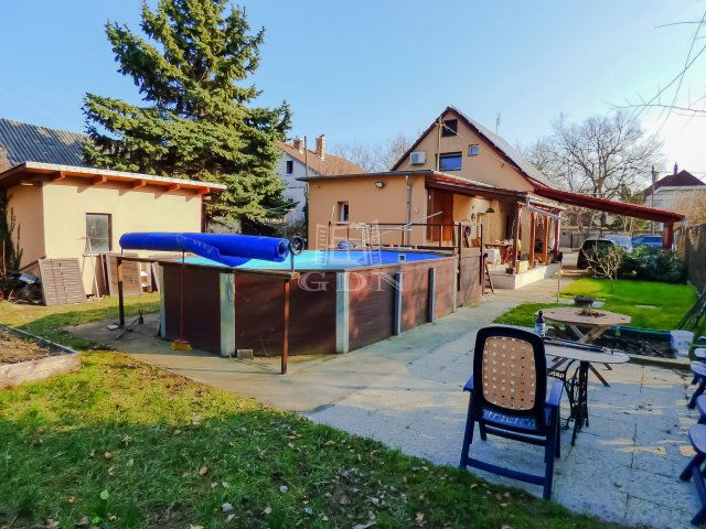 Eladó családi ház, Budapesten, XVII. kerületben 137 M Ft