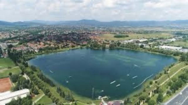 Kiadó családi ház, albérlet, Budakalászon 1300 E Ft / hó