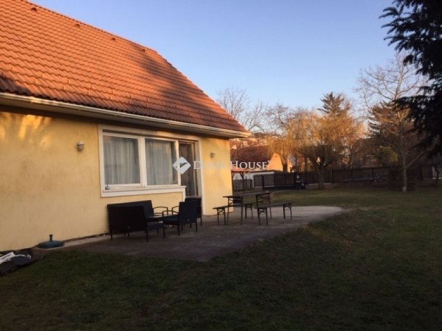 Eladó családi ház, Budapesten, X. kerületben 145 M Ft